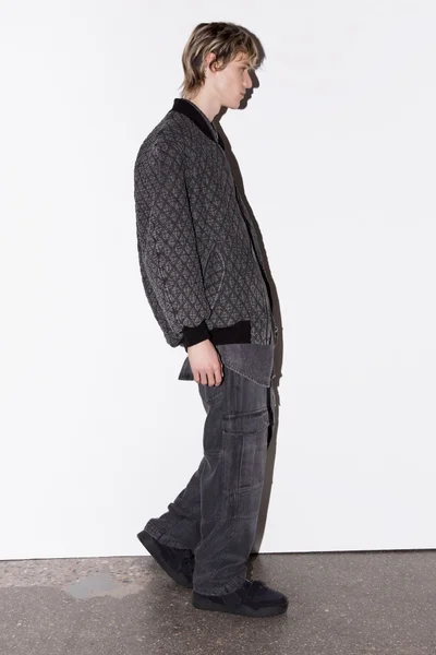Look 3